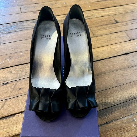 STUART WEITZMAN GigiRitz Satin Ruffle Heels - Picture 7 of 11